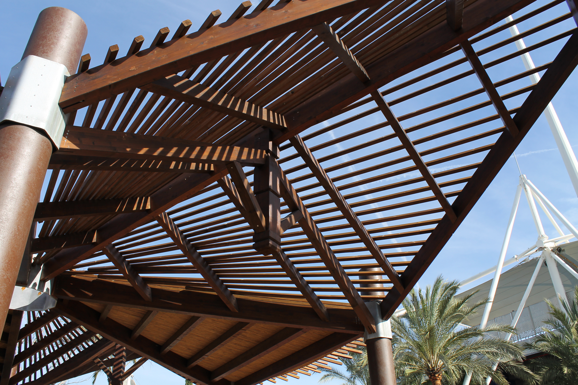 CONSTRUCCIONES EN MADERA Y CUBIERTAS TEMÁTICAS
